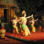 Tari Leggong