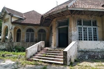 Cerita Rumah Tua
