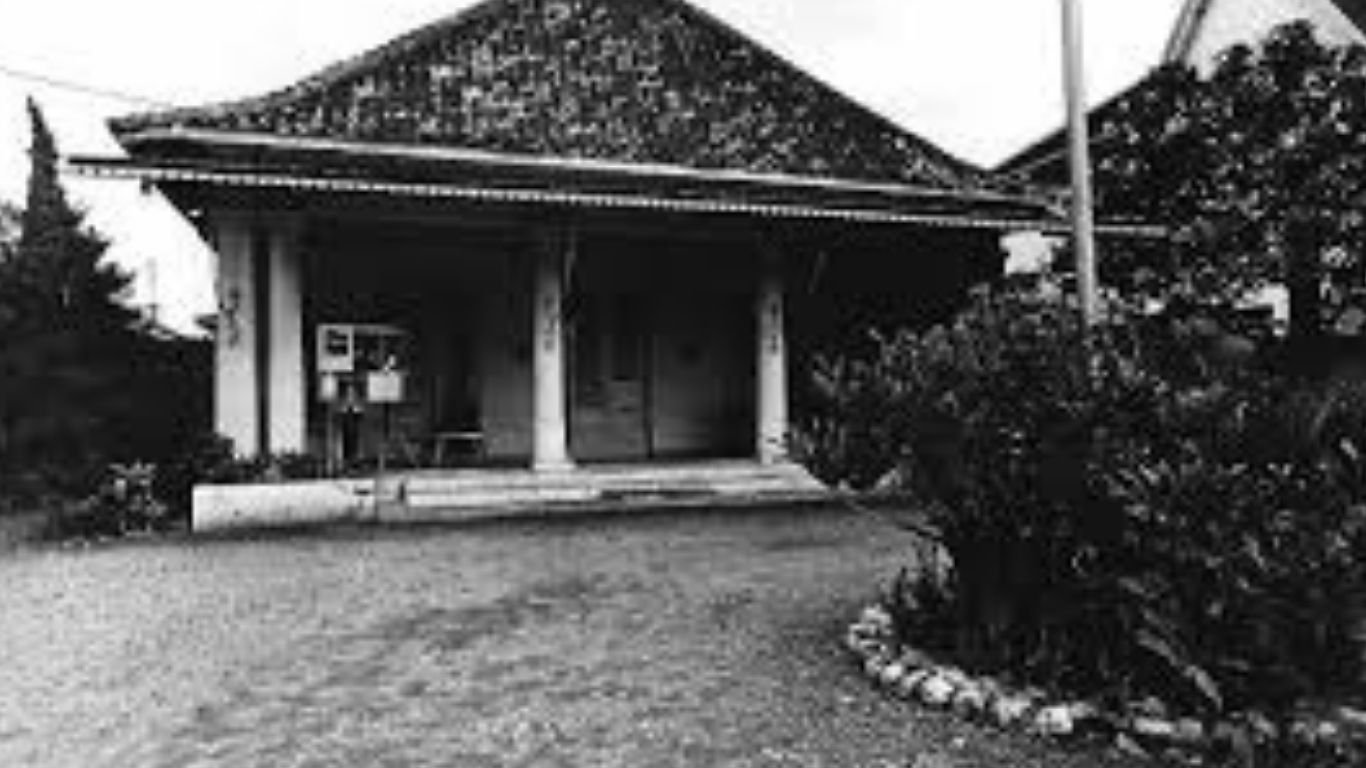 Rumah Peninggalan Kolonial