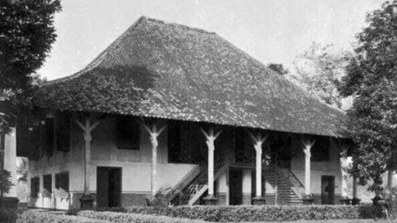Hadirkan Misteri