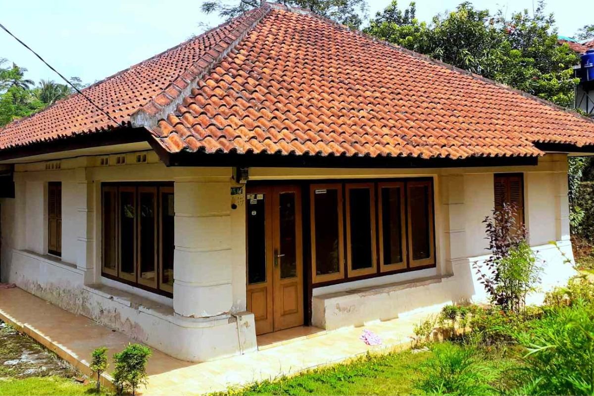 Kisah Rumah Lama