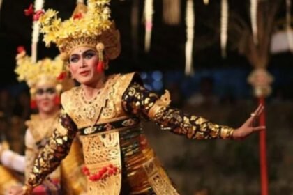 Tari Leggong
