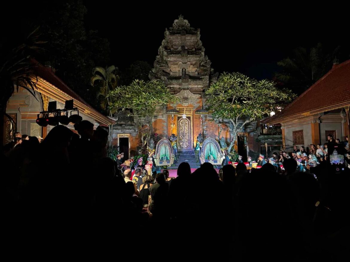Tari Leggong