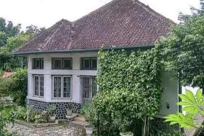 Bangunan Tua