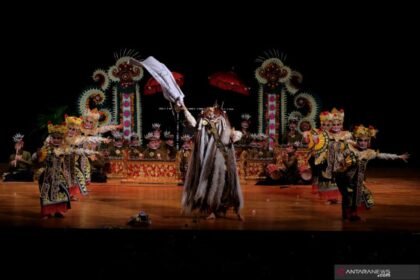 Tari Leggong