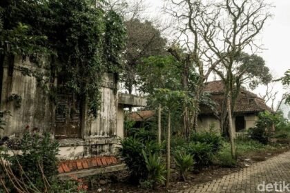 Kisah Rumah Tua