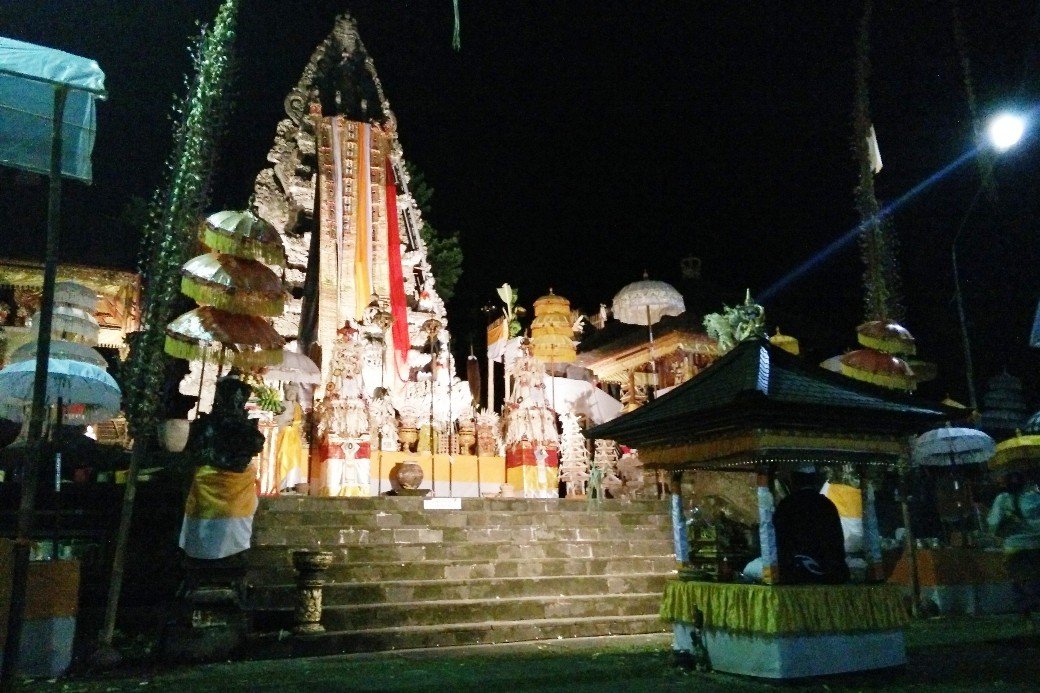 Tari Leggong